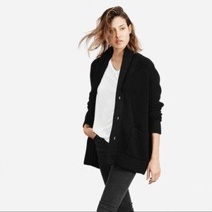 Everlane Chunky Knit Boyfriend Cardigan in black, size XS